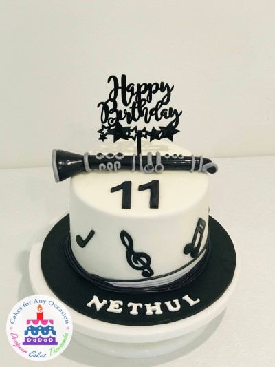 Flute Design Cake.jpg
